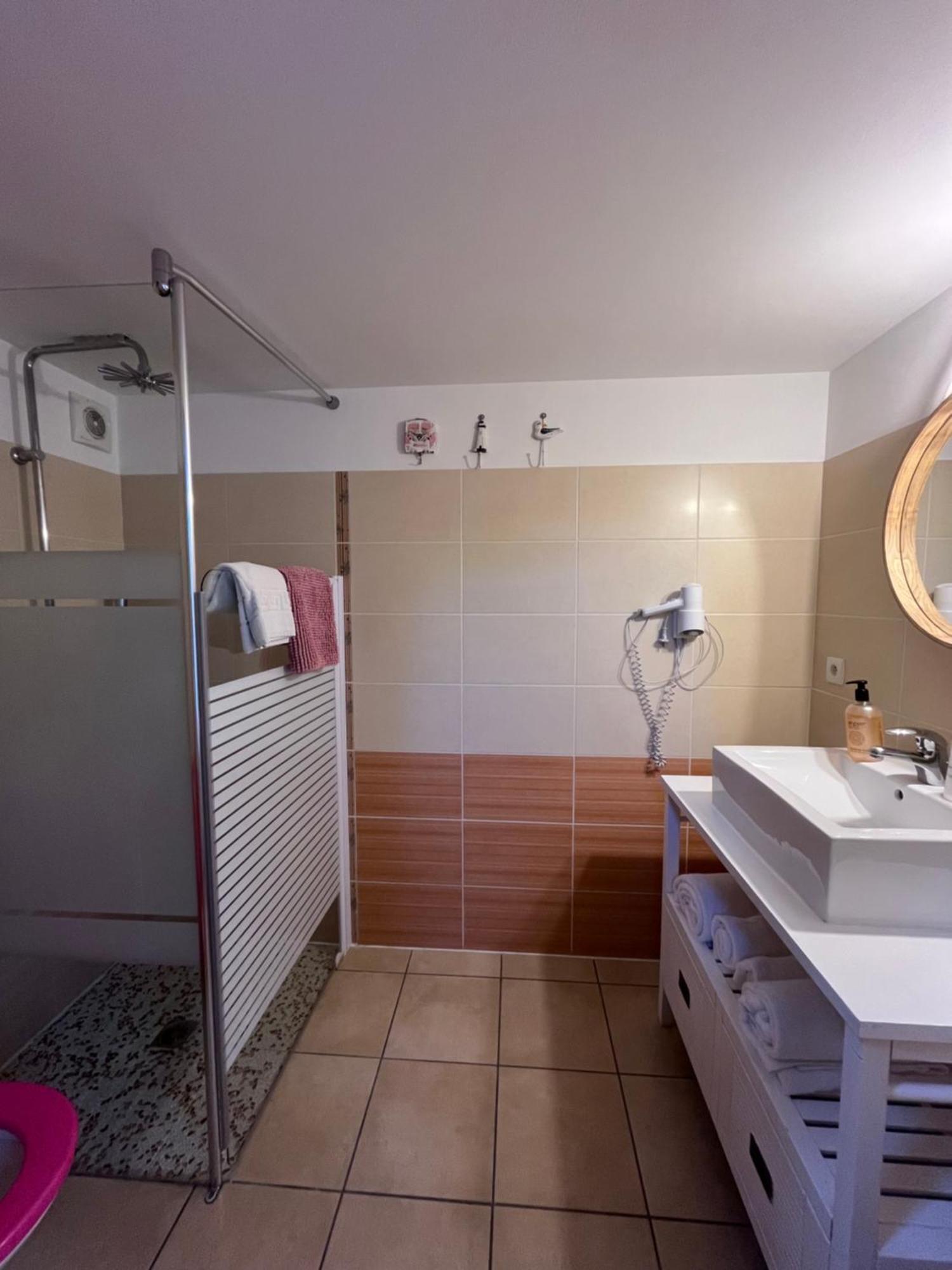 Hôtel La Villa Herbert, Chambres d'hôtes , Gîte, Soirée étape Andernos-les-Bains Habitación foto